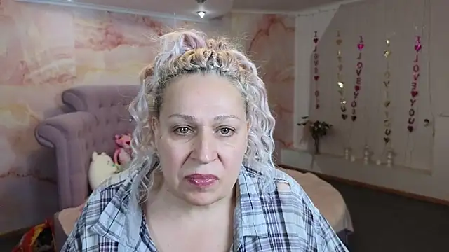 Snapshot of Penelope_Pinky chatting on 14, 10, 2025 Penelope Pinky online show from 14, 10, 2025