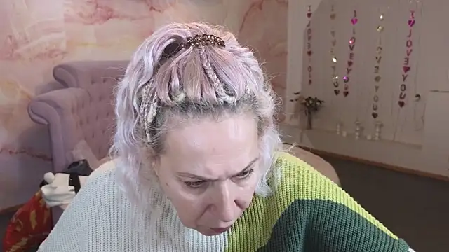 Snapshot of Penelope_Pinky chatting on 31, 10, 2025 Penelope Pinky online show from 31, 10, 2025