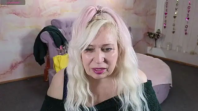 Snapshot of Penelope_Pinky chatting on 12, 5, 2026 Penelope Pinky online show from 12, 5, 2026