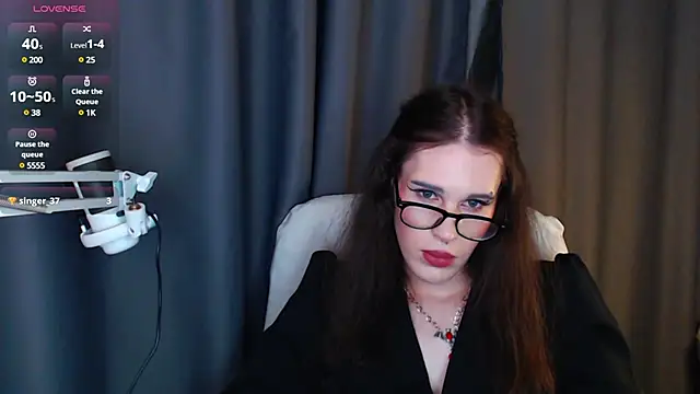 Cassie Bae online show from 10, 3, 2025