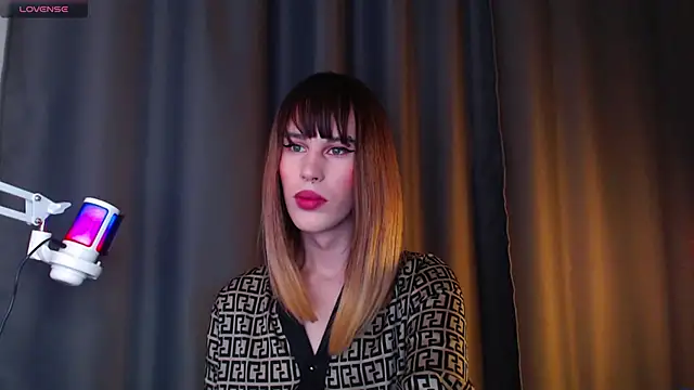 Cassie Bae online show from 14, 3, 2025