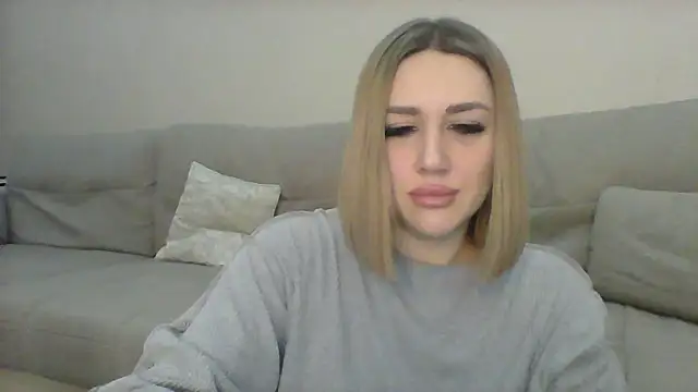 Snapshot of VickyLove047 chatting on 6, 1, 2025 VickyLove047 online show from 6, 1, 2025