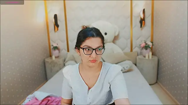 Snapshot of ZarifaBev chatting on 26, 12, 2024 ZarifaBev online show from 26, 12, 2024