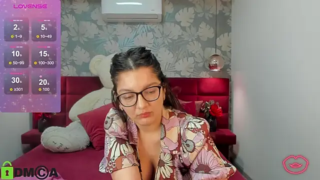 Snapshot of ZarifaBev chatting on 29, 1, 2025 ZarifaBev online show from 29, 1, 2025