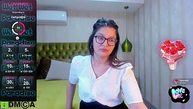 Snapshot of ZarifaBev chatting on 3, 2, 2025 ZarifaBev online show from 3, 2, 2025