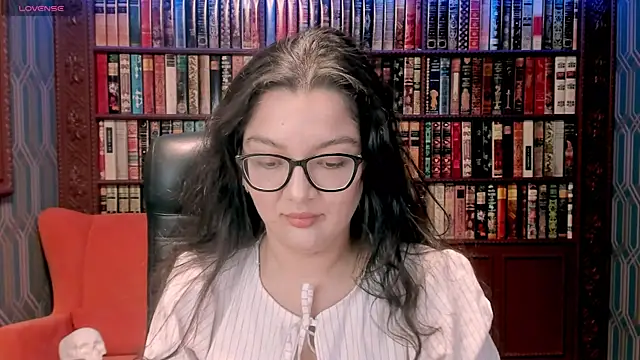 Snapshot of ZarifaBev chatting on 22, 10, 2025 ZarifaBev online show from 22, 10, 2025