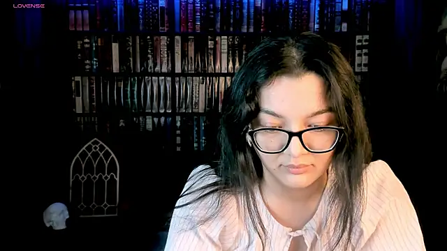 Snapshot of ZarifaBev chatting on 16, 11, 2025 ZarifaBev online show from 16, 11, 2025