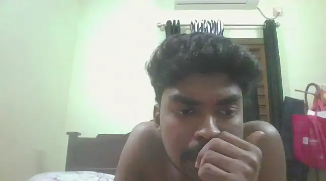Snapshot of funcracker chatting on 5, 2, 2025 funcracker online show from 5, 2, 2025