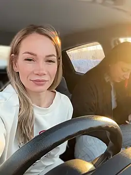 Snapshot of JulliaVegas chatting on 19, 2, 2025 JulliaVegas online show from 19, 2, 2025