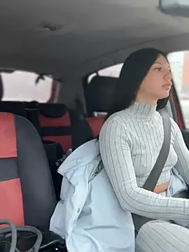 Snapshot of JulliaVegas chatting on 1, 3, 2025 JulliaVegas online show from 1, 3, 2025