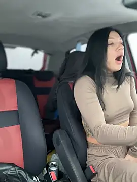 Snapshot of JulliaVegas chatting on 2, 3, 2025 JulliaVegas online show from 2, 3, 2025