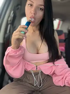 Snapshot of JulliaVegas chatting on 18, 9, 2025 JulliaVegas online show from 18, 9, 2025