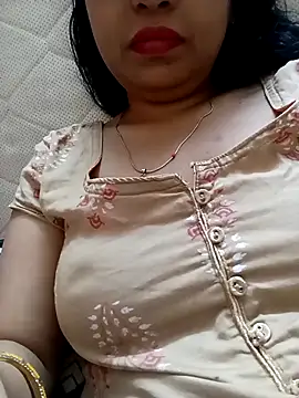 Snapshot of sunita-doll chatting on 12, 9, 2025 sunita-doll online show from 12, 9, 2025