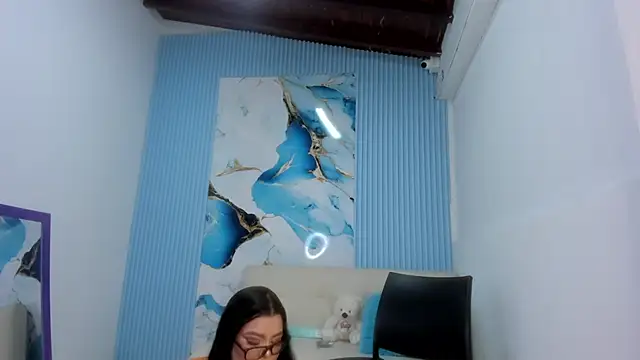 Snapshot of Danniela18_ chatting on 19, 3, 2025 Danniela18 online show from 19, 3, 2025