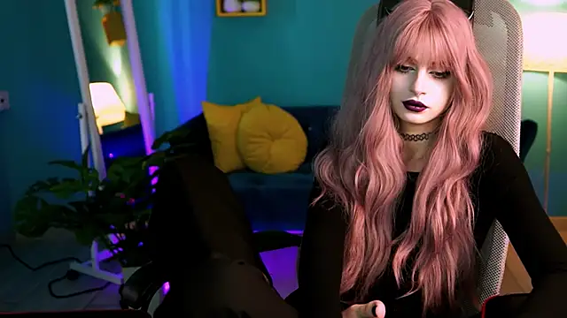 Snapshot of JadeCastle_ chatting on 19, 3, 2025 JadeCastle online show from 19, 3, 2025