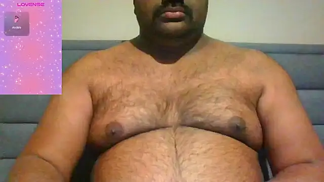 Snapshot of indianbearbot chatting on 14, 12, 2025 indianbearbot online show from 14, 12, 2025