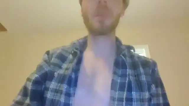 Snapshot of Huntzg23 chatting on 5, 12, 2025 Huntzg23 online show from 5, 12, 2025