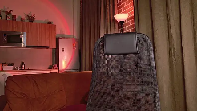 Cristmass princess online show from 2, 10, 2025