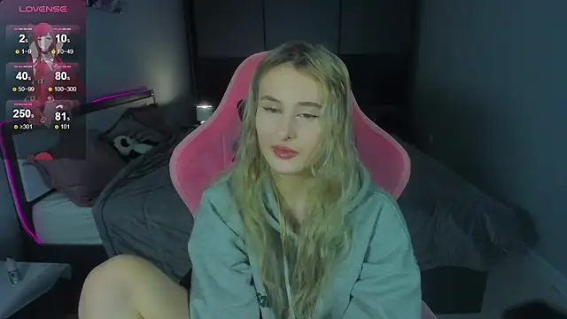 Molly Toads online show from 20, 12, 2024