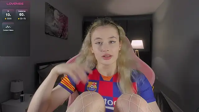 Molly Toads online show from 19, 1, 2025