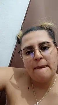 Snapshot of Miss_balloonsmila chatting on 4, 1, 2025 Miss balloonsmila online show from 4, 1, 2025