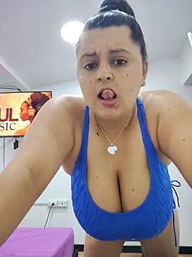 Snapshot of Miss_balloonsmila chatting on 9, 10, 2025 Miss balloonsmila online show from 9, 10, 2025