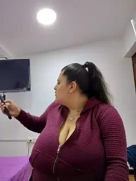 Snapshot of Miss_balloonsmila chatting on 19, 10, 2025 Miss balloonsmila online show from 19, 10, 2025