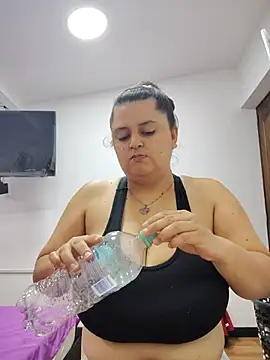 Snapshot of Miss_balloonsmila chatting on 26, 10, 2025 Miss balloonsmila online show from 26, 10, 2025