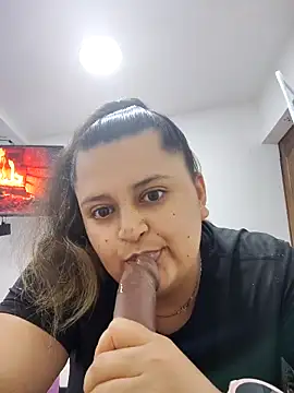 Snapshot of Miss_balloonsmila chatting on 16, 11, 2025 Miss balloonsmila online show from 16, 11, 2025