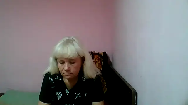 Snapshot of sakura_blonde chatting on 17, 2, 2025 sakura blonde online show from 17, 2, 2025