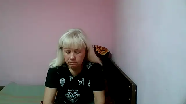 Snapshot of sakura_blonde chatting on 18, 2, 2025 sakura blonde online show from 18, 2, 2025