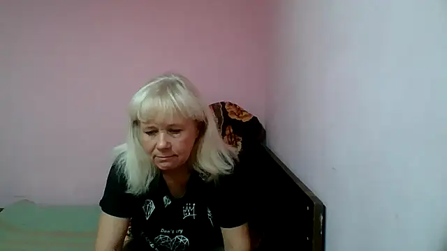 Snapshot of sakura_blonde chatting on 19, 2, 2025 sakura blonde online show from 19, 2, 2025