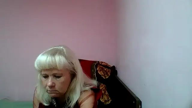 Snapshot of sakura_blonde chatting on 19, 2, 2025 sakura blonde online show from 19, 2, 2025