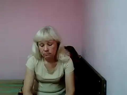 Snapshot of sakura_blonde chatting on 27, 2, 2025 sakura blonde online show from 27, 2, 2025