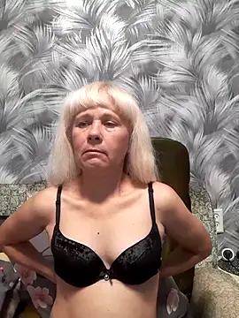 Snapshot of sakura_blonde chatting on 15, 10, 2025 sakura blonde online show from 15, 10, 2025