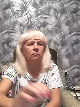 Snapshot of sakura_blonde chatting on 25, 10, 2025 sakura blonde online show from 25, 10, 2025