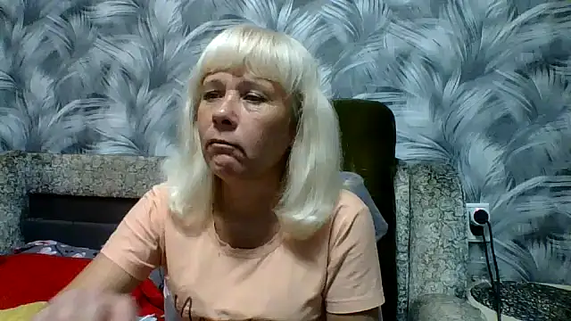 Snapshot of sakura_blonde chatting on 26, 10, 2025 sakura blonde online show from 26, 10, 2025