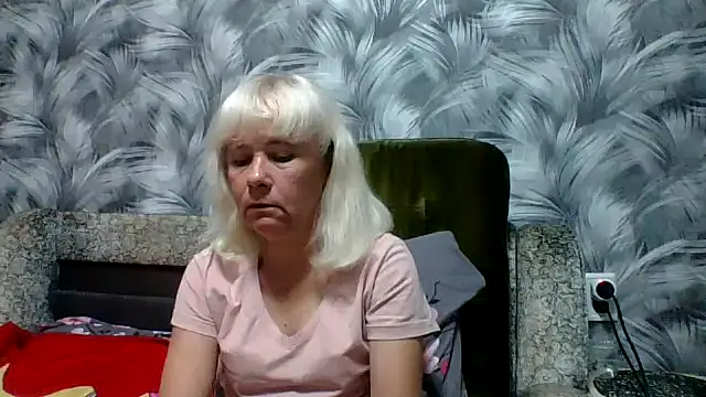 Snapshot of sakura_blonde chatting on 27, 10, 2025 sakura blonde online show from 27, 10, 2025