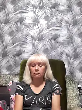 Snapshot of sakura_blonde chatting on 28, 10, 2025 sakura blonde online show from 28, 10, 2025