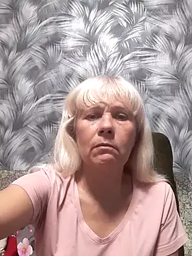 sakura blonde online show from 11, 11, 2025