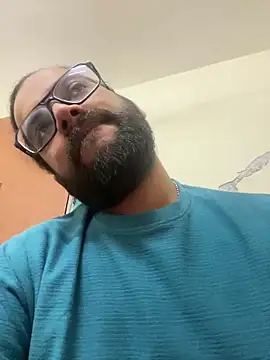 Snapshot of Arsh_Loves_Luv chatting on 23, 12, 2024 Arsh Loves Luv online show from 23, 12, 2024