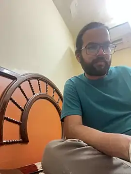 Snapshot of Arsh_Loves_Luv chatting on 23, 12, 2024 Arsh Loves Luv online show from 23, 12, 2024