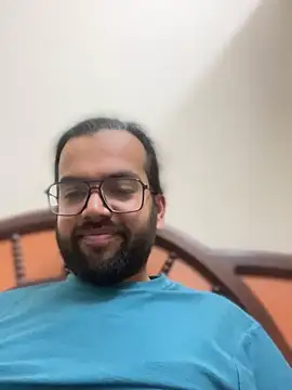 Snapshot of Arsh_Loves_Luv chatting on 4, 1, 2025 Arsh Loves Luv online show from 4, 1, 2025