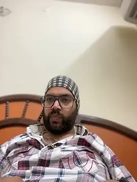 Snapshot of Arsh_Loves_Luv chatting on 5, 1, 2025 Arsh Loves Luv online show from 5, 1, 2025