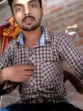 Snapshot of Suraj223kumar chatting on 10, 9, 2025 Suraj223kumar online show from 10, 9, 2025