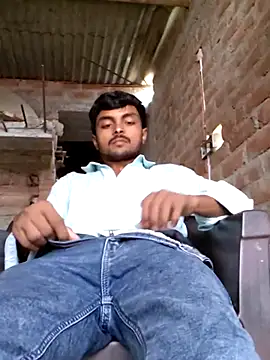 Snapshot of Suraj223kumar chatting on 2, 10, 2025 Suraj223kumar online show from 2, 10, 2025