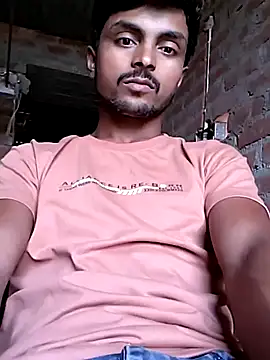 Snapshot of Suraj223kumar chatting on 3, 10, 2025 Suraj223kumar online show from 3, 10, 2025