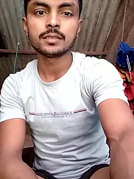 Snapshot of Suraj223kumar chatting on 18, 10, 2025 Suraj223kumar online show from 18, 10, 2025