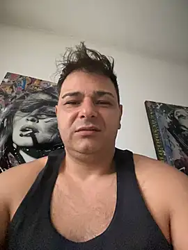 Snapshot of SecretlyDD chatting on 18, 2, 2025 SecretlyDD online show from 18, 2, 2025
