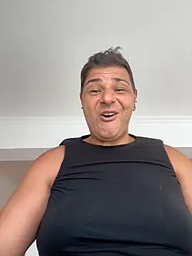 Snapshot of SecretlyDD chatting on 26, 2, 2025 SecretlyDD online show from 26, 2, 2025